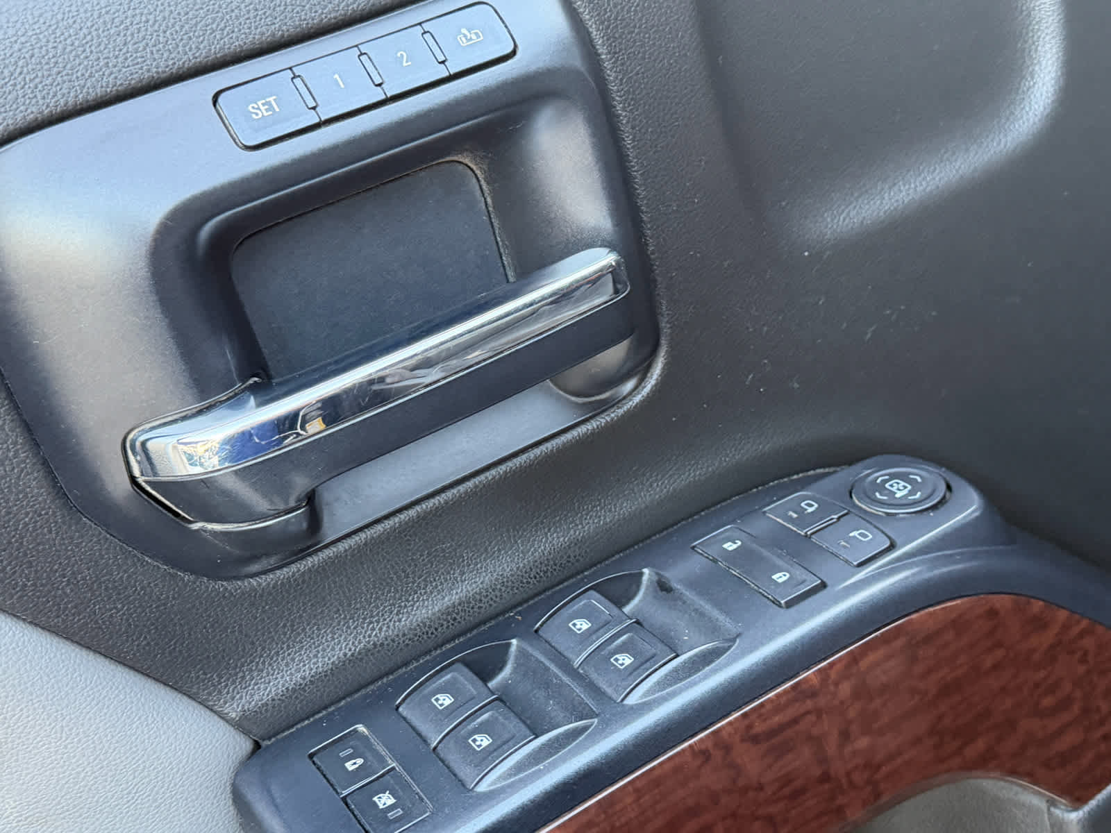 Used 2015 GMC Sierra 3500 SLT w/ Duramax Plus Package image 26