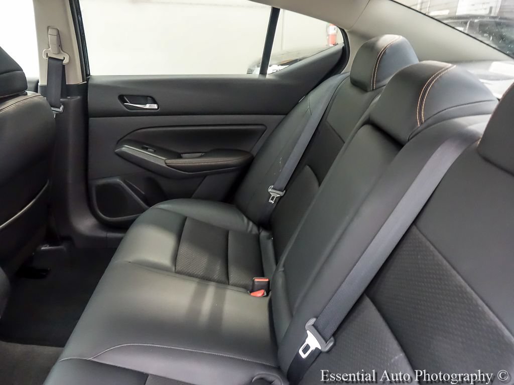 Used 2021 Nissan Altima 2.5 SR w/ SR Premium Package FWD image 13