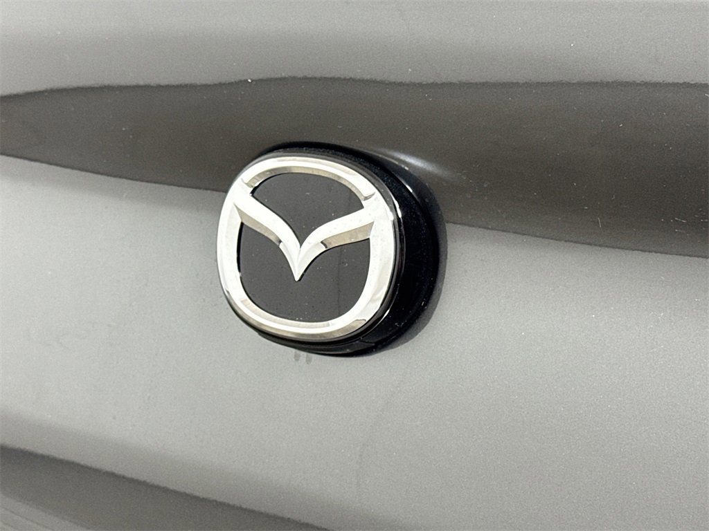 New 2025 MAZDA MAZDA3 s image 17