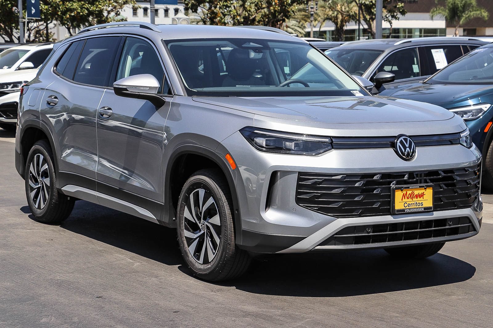 New 2026 Volkswagen Tiguan S AWD/4WD image 3