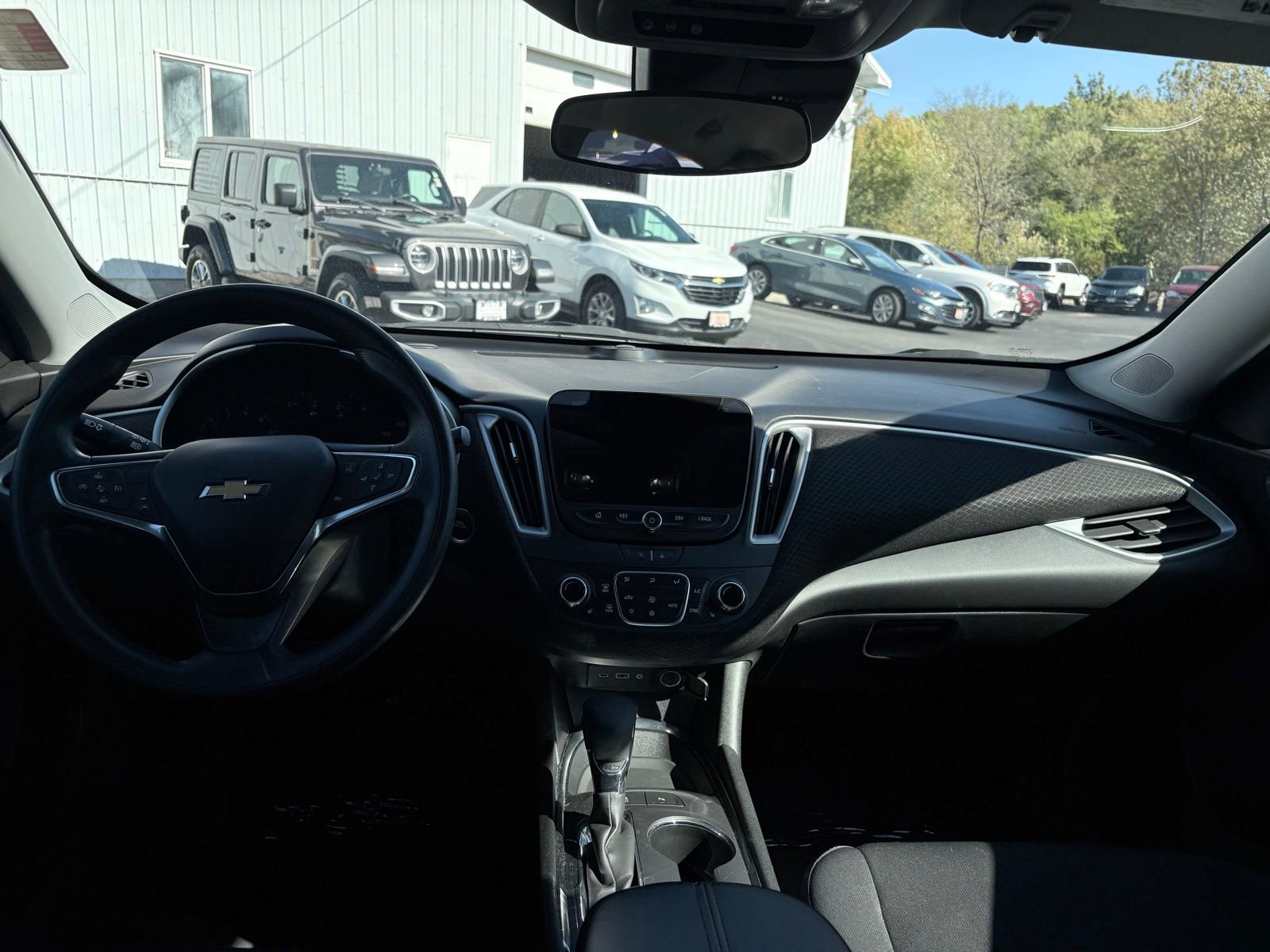 Used 2024 Chevrolet Malibu LT image 15