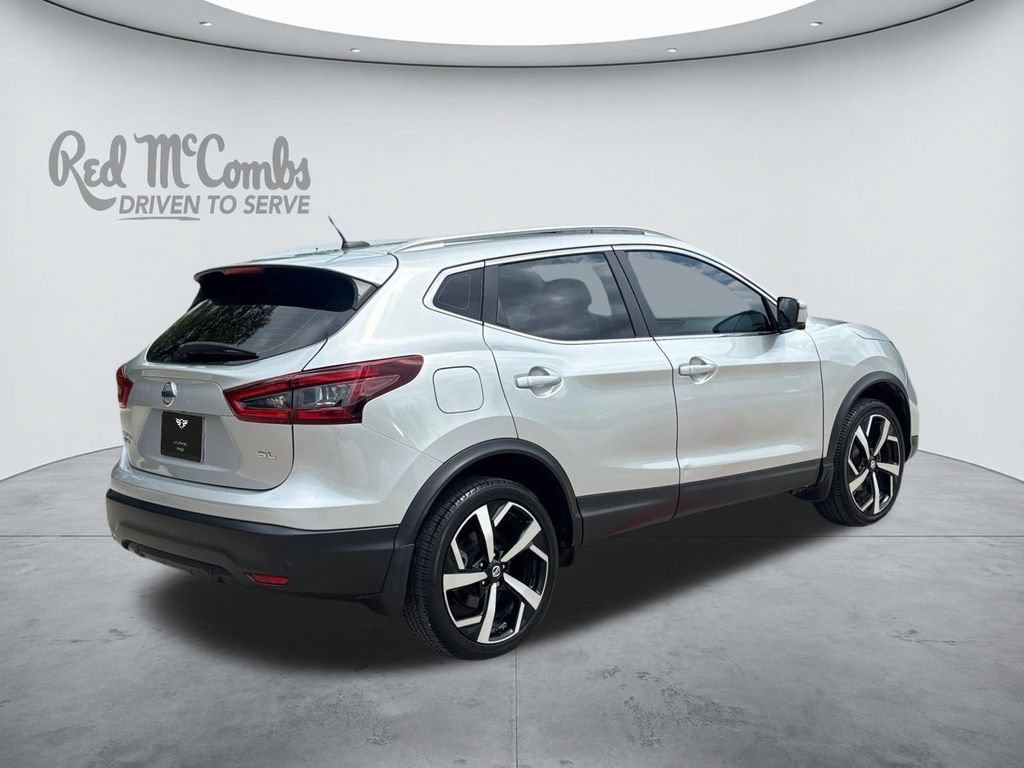 Used 2021 Nissan Rogue Sport SL w/ Premium Package FWD image 6