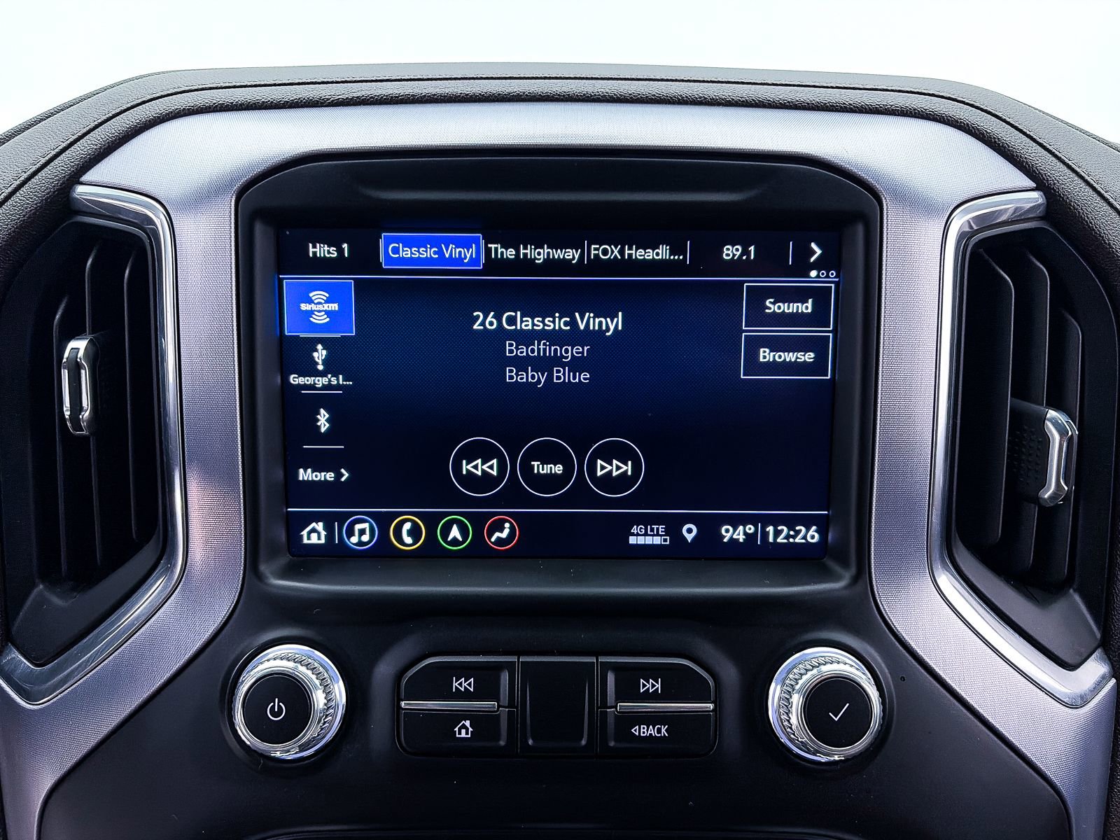 Used 2019 GMC Sierra 1500 SLT AWD/4WD image 22