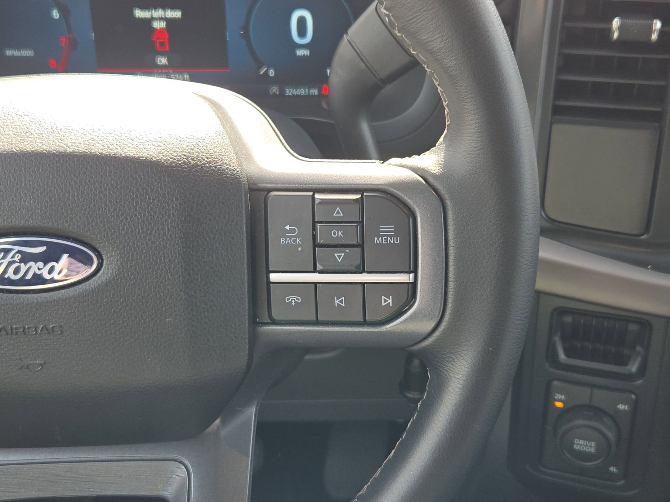 Used 2025 Ford F150 XLT w/ Equipment Group 301A Standard image 21