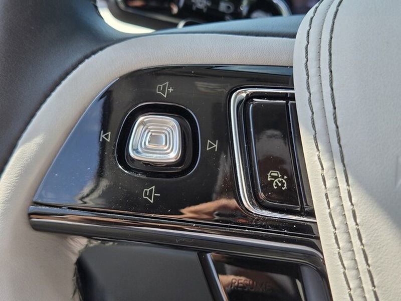 Used 2026 Lincoln Aviator Reserve image 36