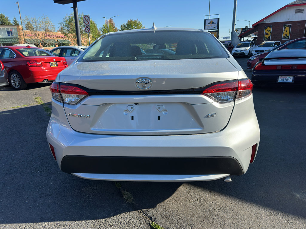 Used 2020 Toyota Corolla LE image 4