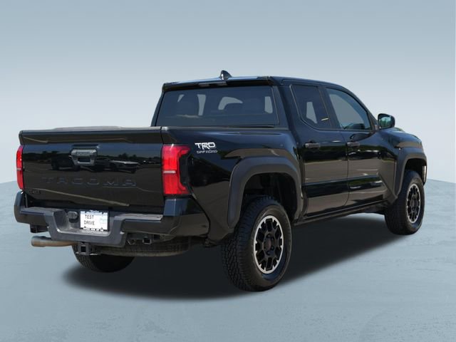 Used 2024 Toyota Tacoma TRD Off-Road AWD/4WD image 9