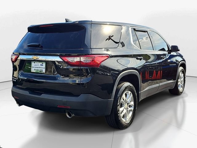 Used 2020 Chevrolet Traverse LS image 3