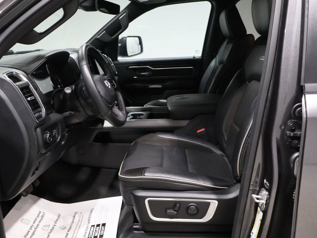 Used 2024 RAM 1500 Laramie image 10
