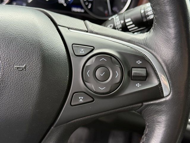 Used 2020 Buick Enclave Avenir w/ Avenir Technology Package image 24