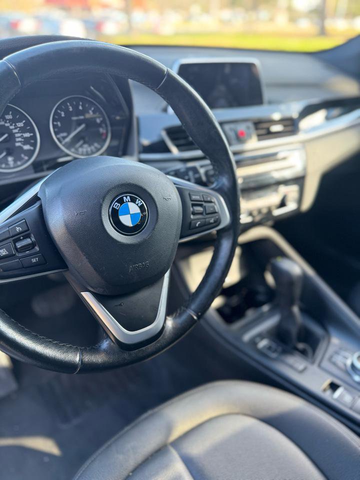 Used 2018 BMW X1 sDrive28i image 9