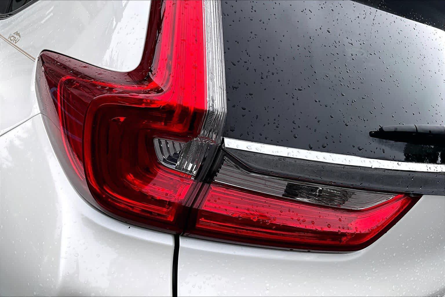 Used 2018 Honda CR-V Touring image 29