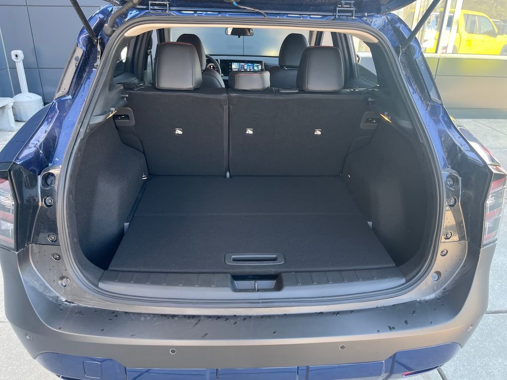 New 2026 Nissan Kicks SR w/ Cold Weather Package FWD image 28