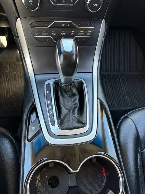 Used 2015 Ford Edge SEL w/ Equipment Group 201A FWD image 20