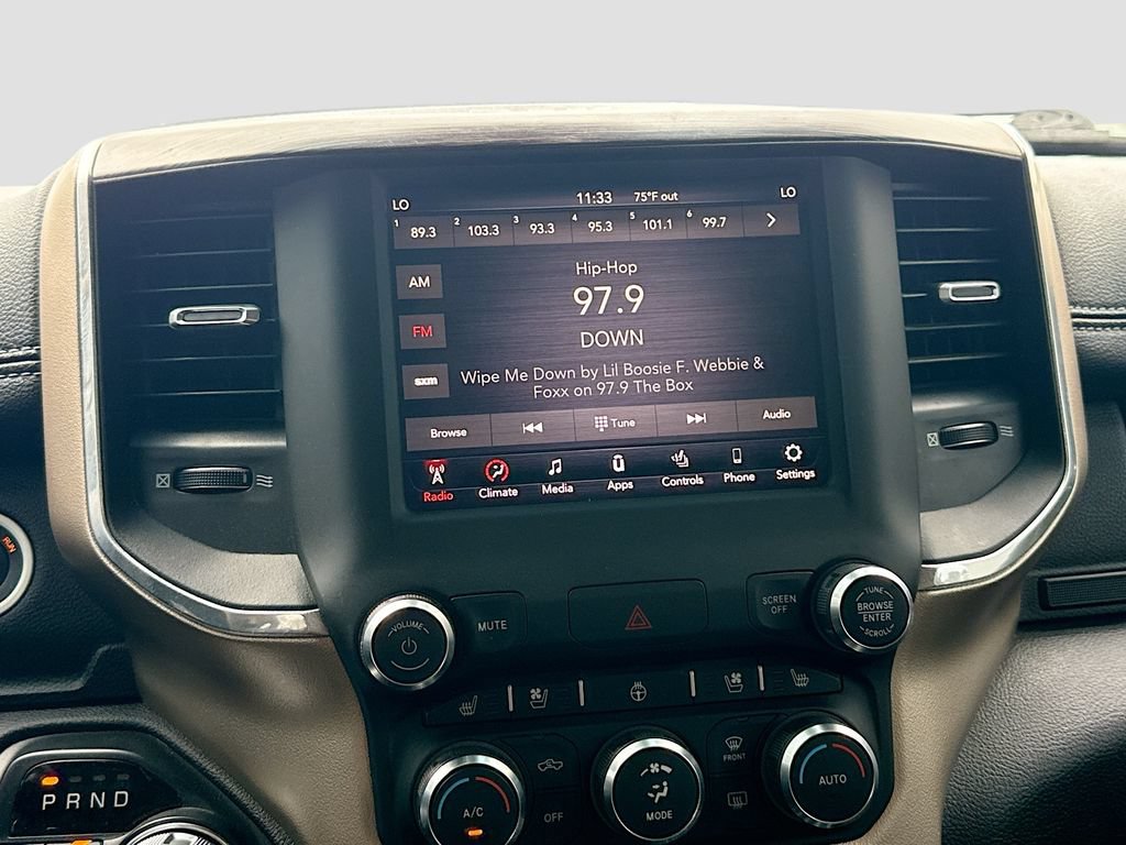Used 2019 RAM 1500 Laramie AWD/4WD image 14