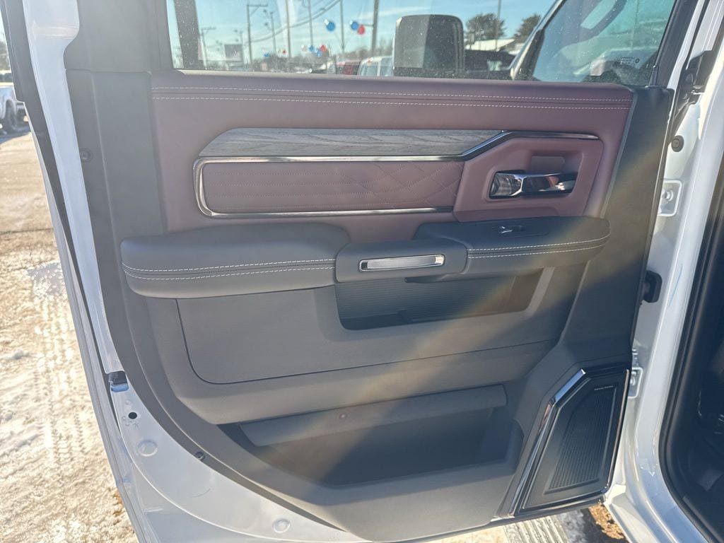 New 2026 RAM 2500 Limited AWD/4WD image 27