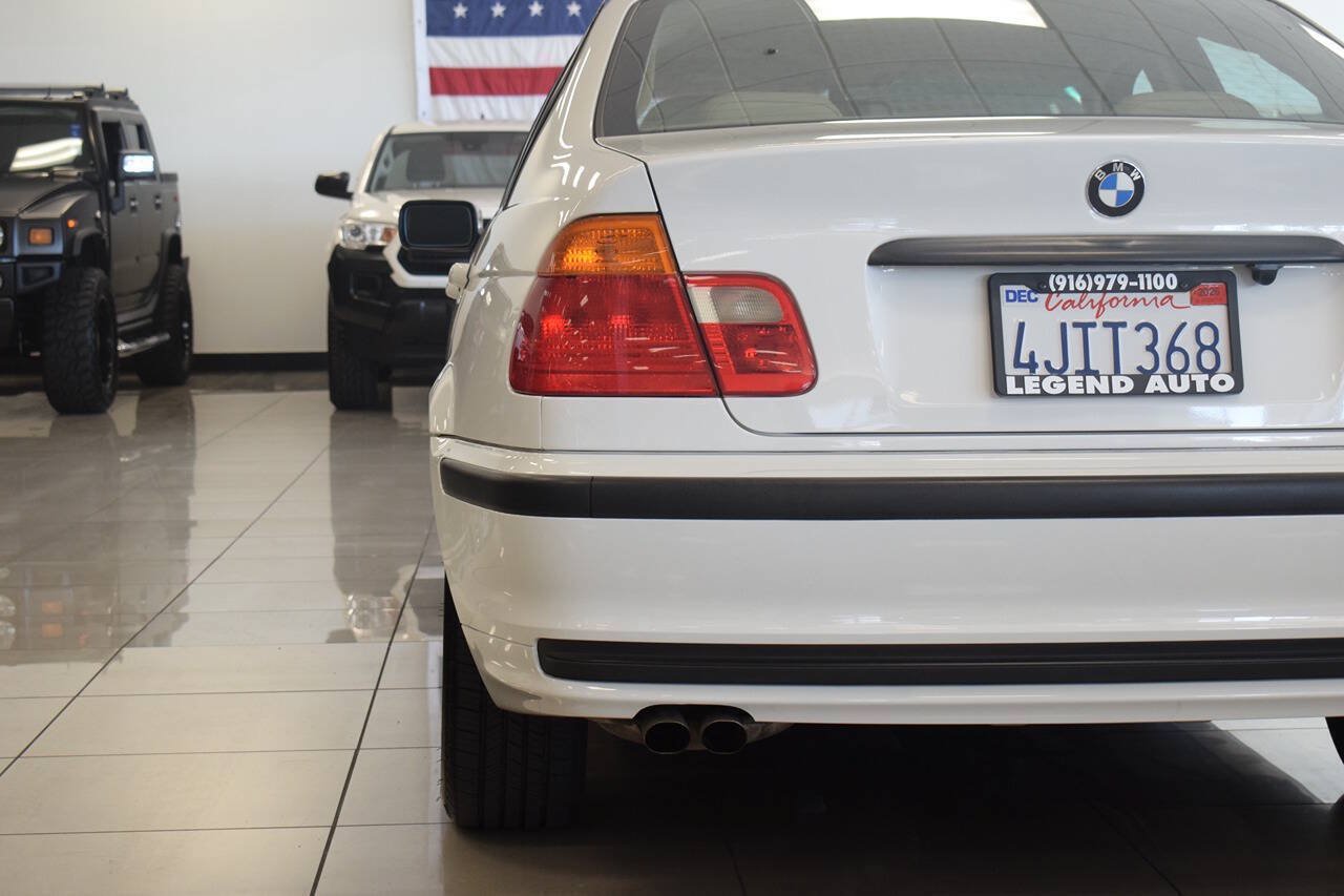 Used 2000 BMW 323i Sedan RWD image 13