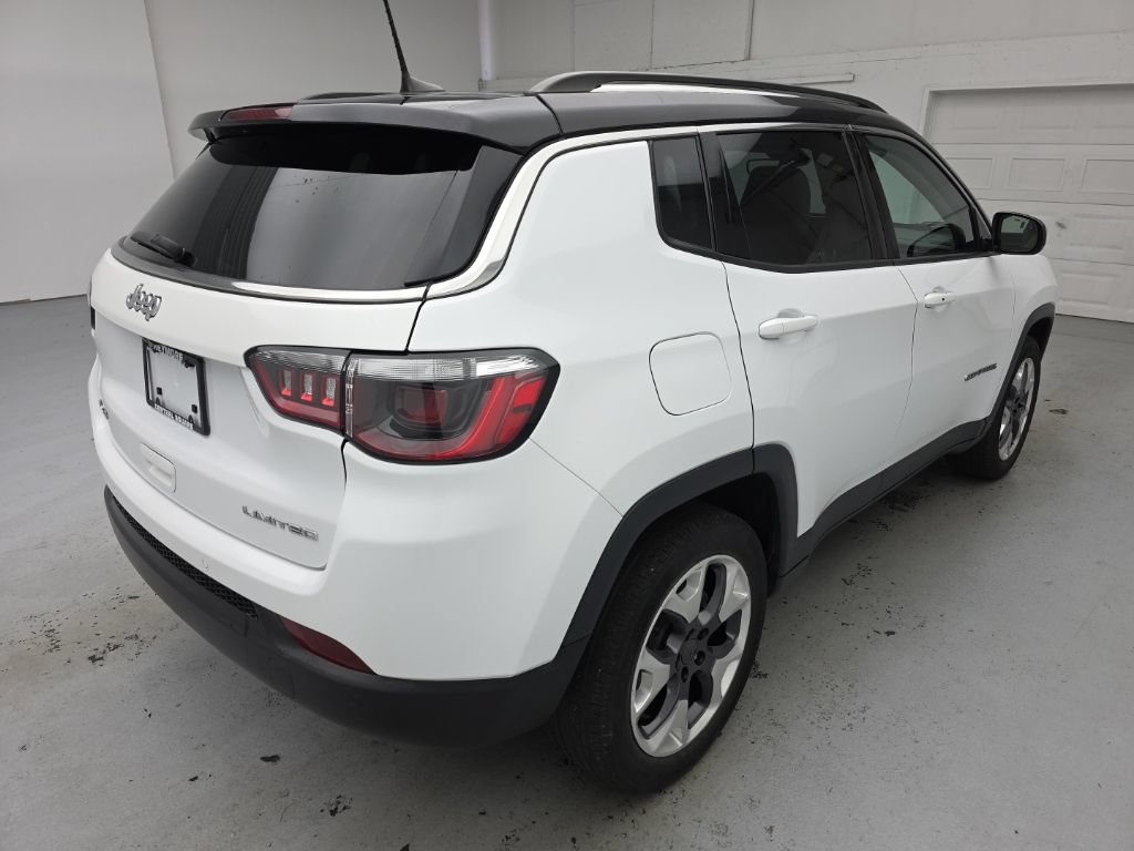 Used 2022 Jeep Compass Limited AWD/4WD image 12
