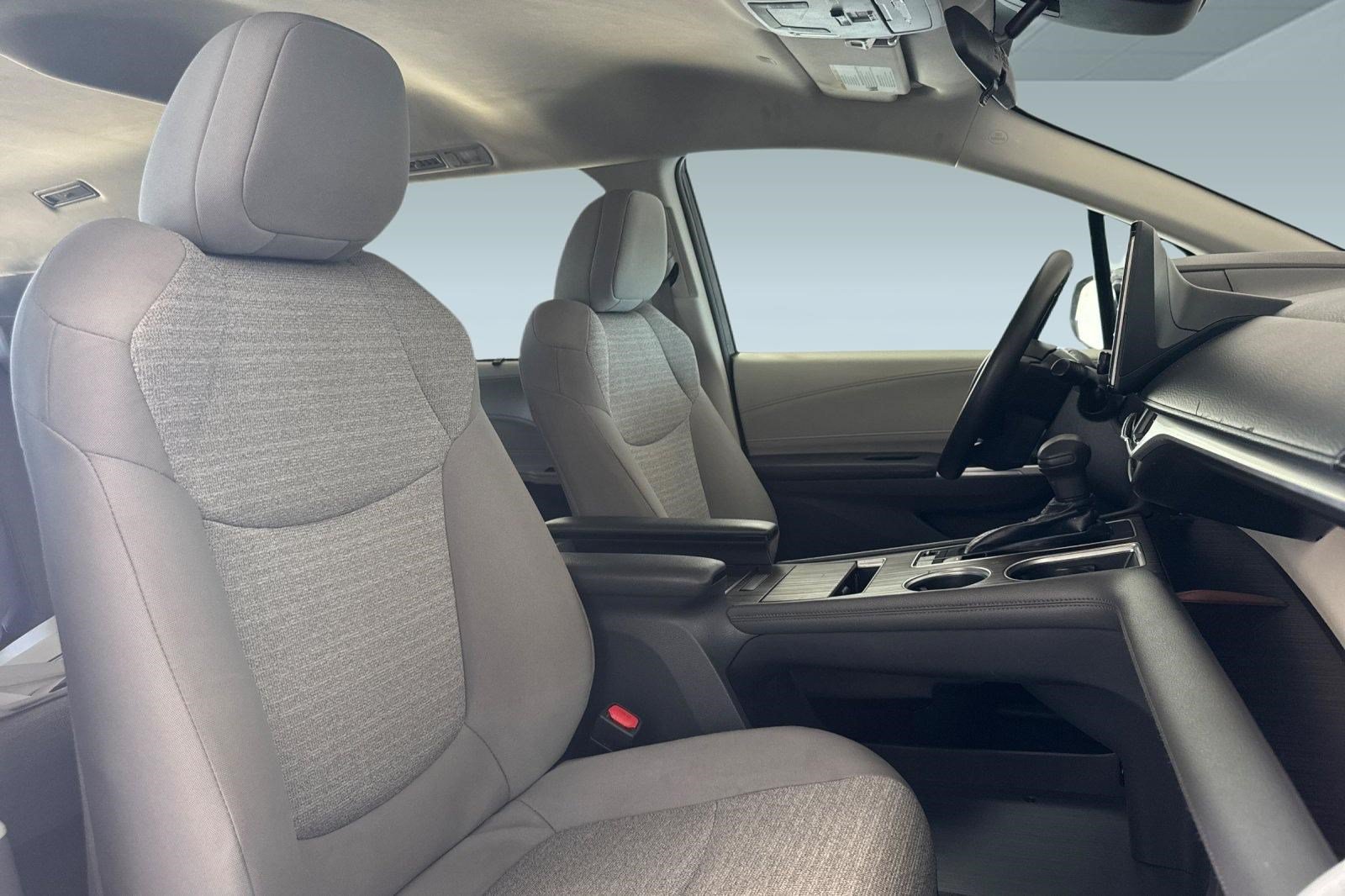 Used 2022 Toyota Sienna LE FWD image 27