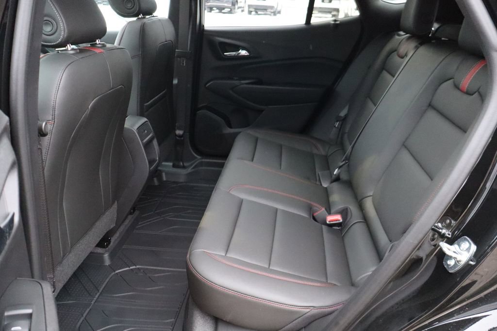 New 2026 Chevrolet Trax RS w/ Sunroof Package image 34