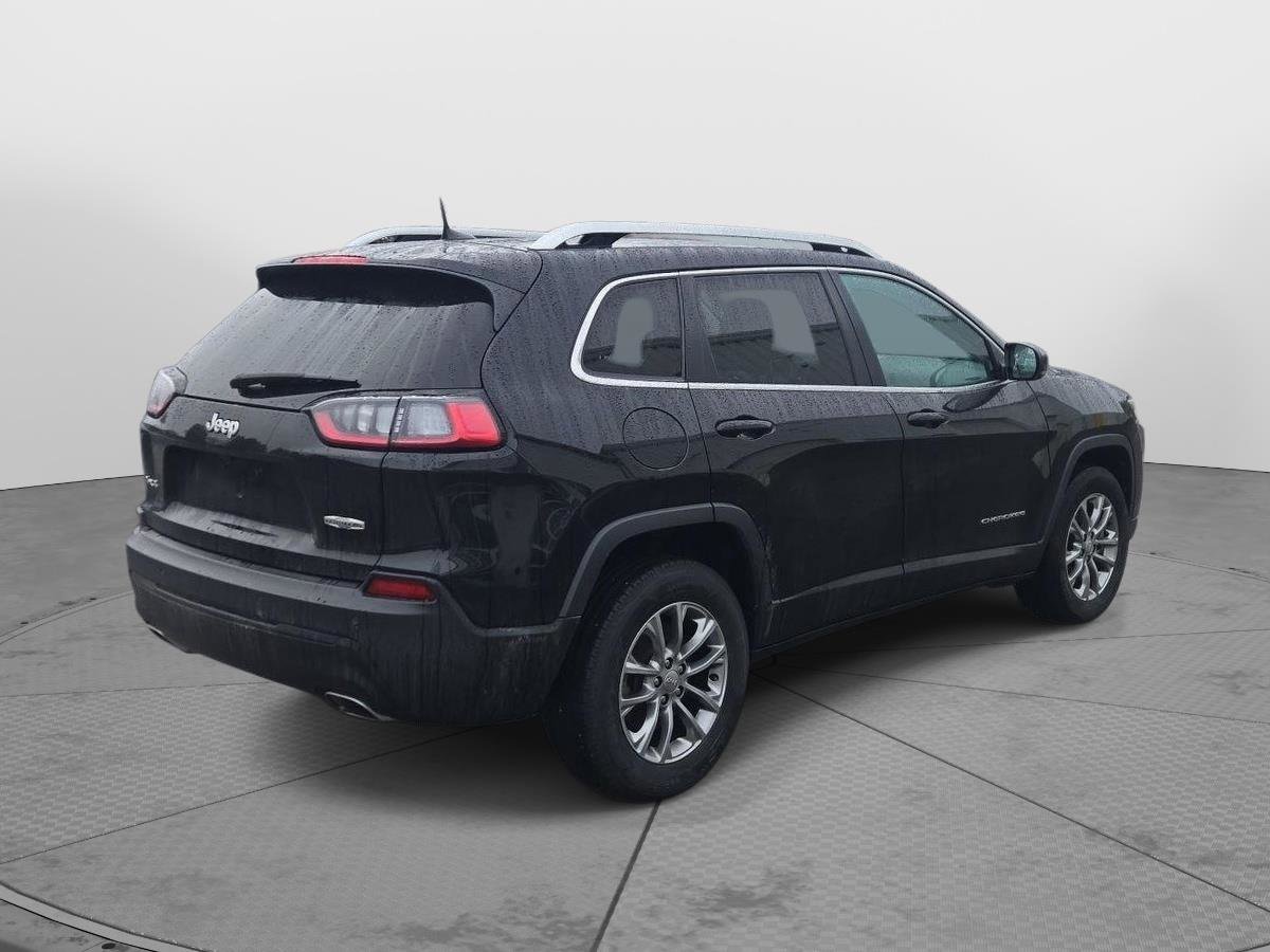 Used 2021 Jeep Cherokee Latitude Lux w/ Comfort/Convenience Group image 4