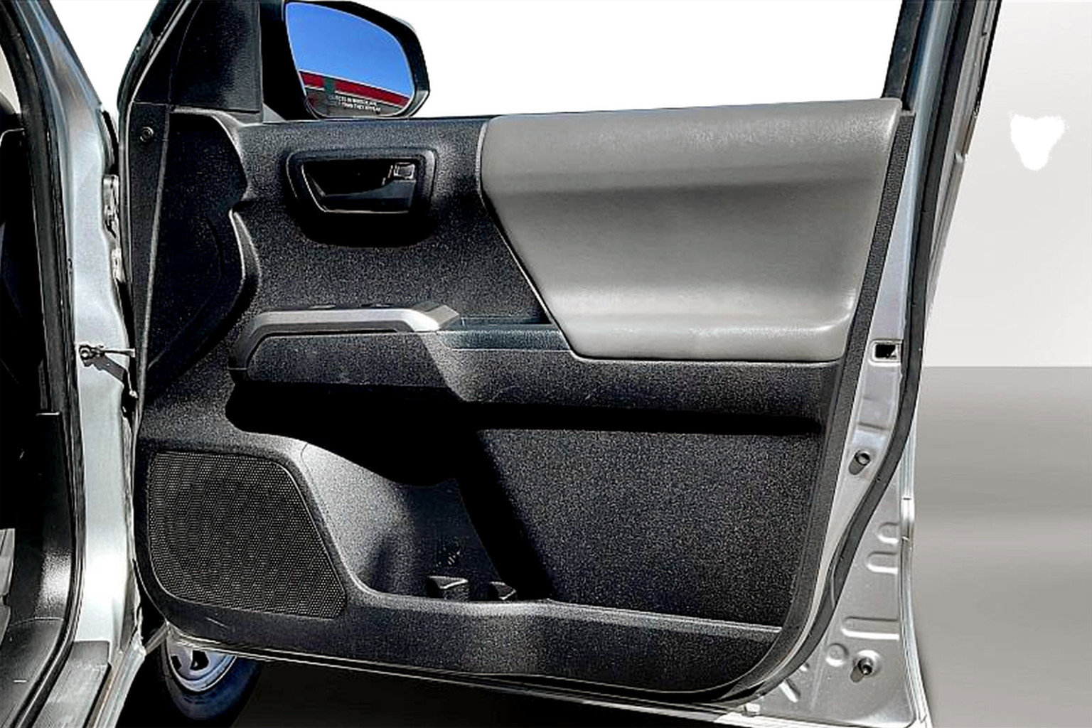 Used 2021 Toyota Tacoma SR5 image 23