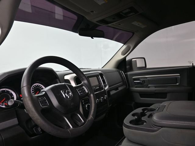 Used 2020 RAM 1500 Classic SLT RWD image 11