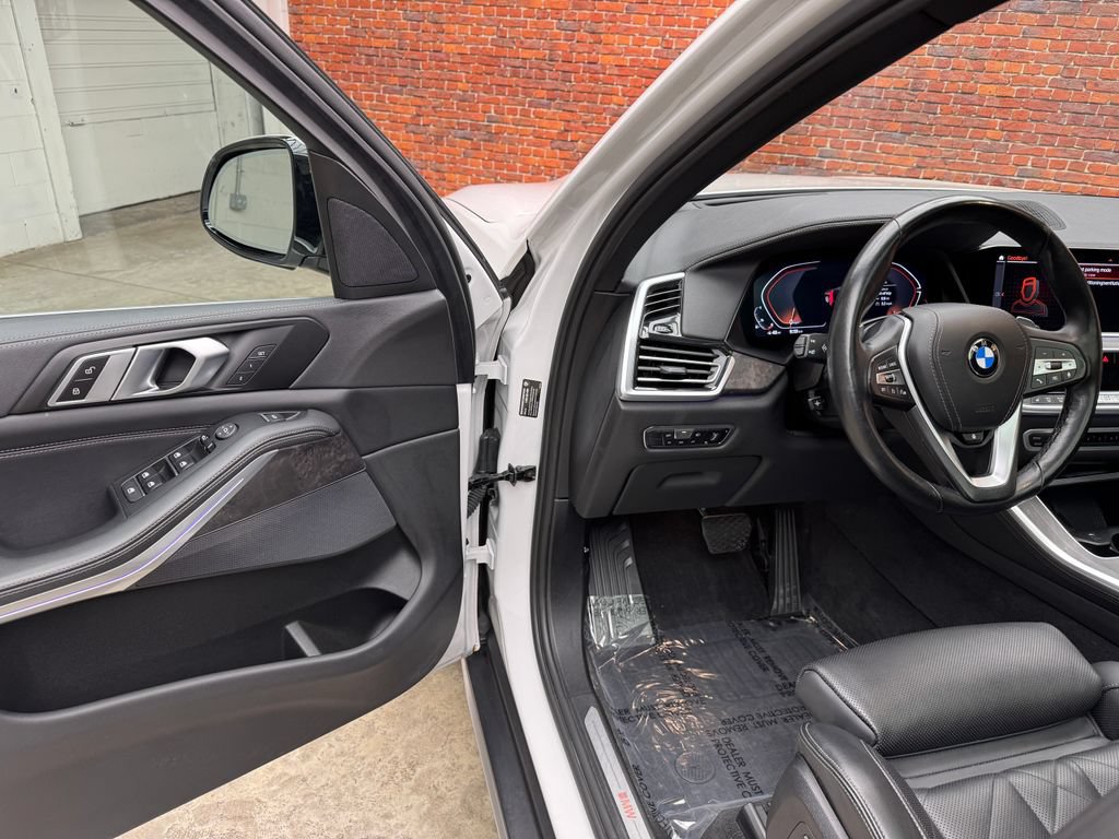 Certified 2023 BMW X5 xDrive40i w/ Premium Package AWD/4WD image 8