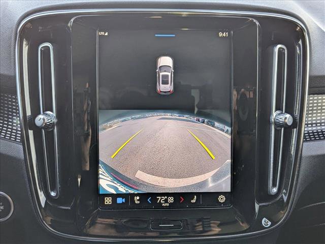 Used 2023 Volvo XC40 B5 Plus w/ Protection Package Premier image 14