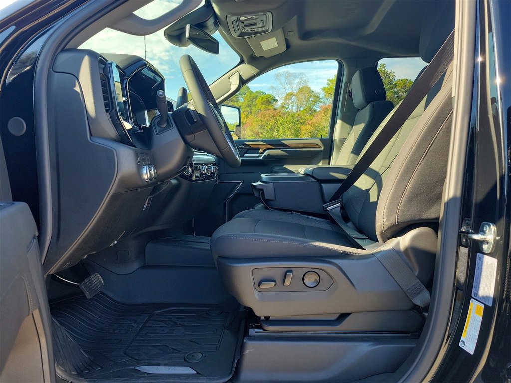 New 2026 GMC Sierra 2500 SLE w/ SLE Value Package; image 20