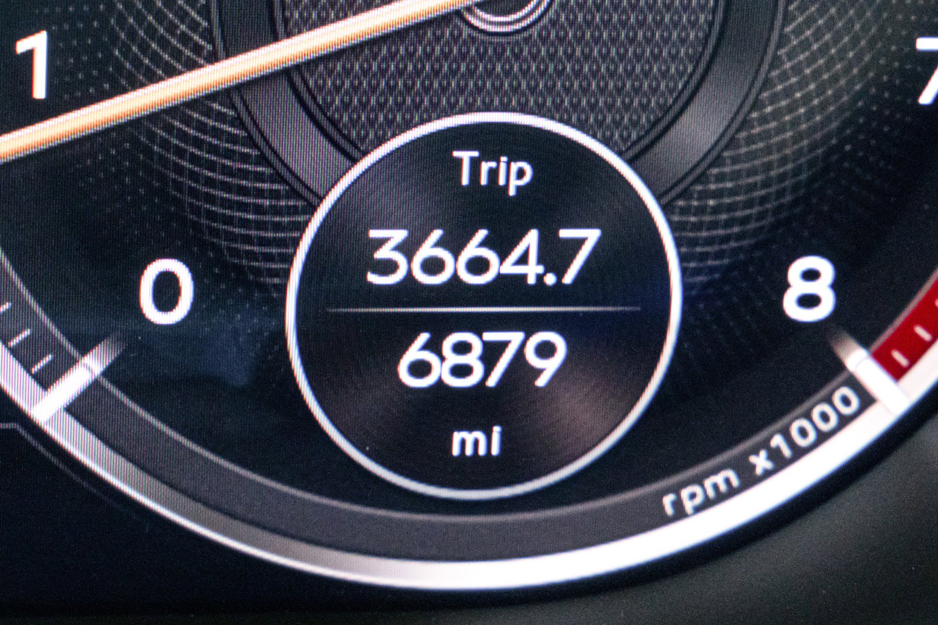 Used 2023 Bentley Continental GT Azure image 21