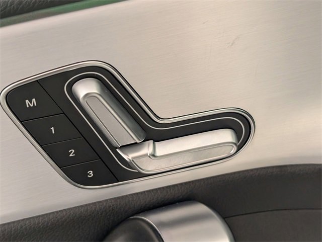 Used 2025 Mercedes-Benz CLA 250 4MATIC image 11