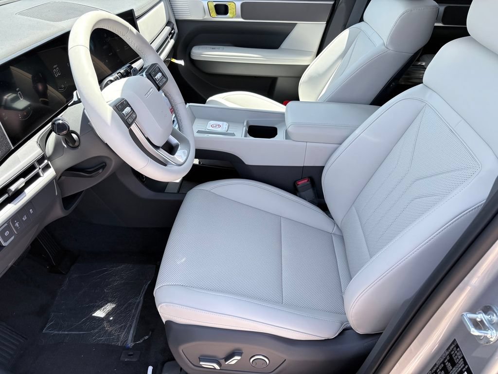 New 2026 Hyundai Santa Fe SEL FWD image 8
