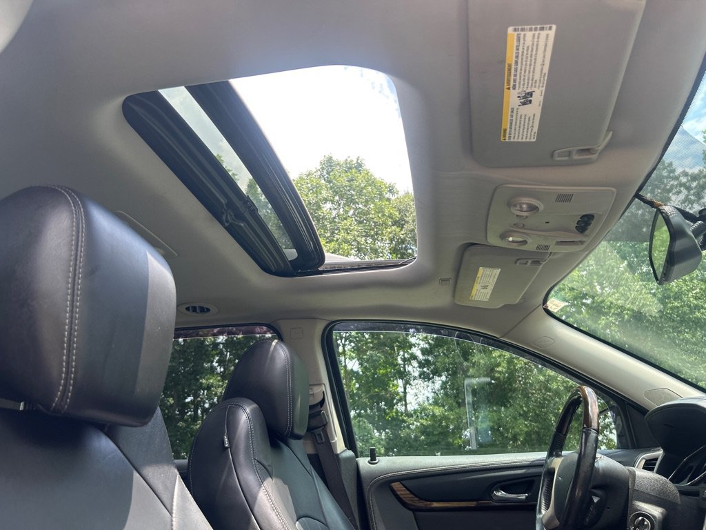 Used 2013 GMC Acadia Denali AWD/4WD image 25