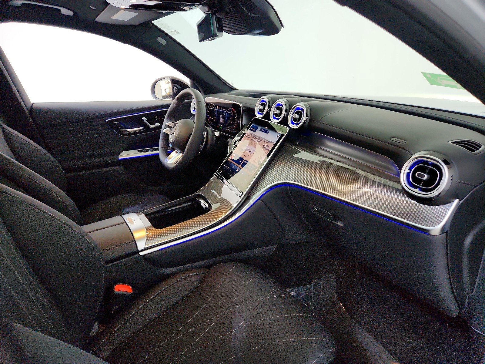 New 2026 Mercedes-Benz GLC 63 AMG S image 10