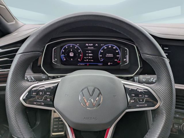Used 2024 Volkswagen Jetta GLI 40th Anniversary Edition FWD image 29
