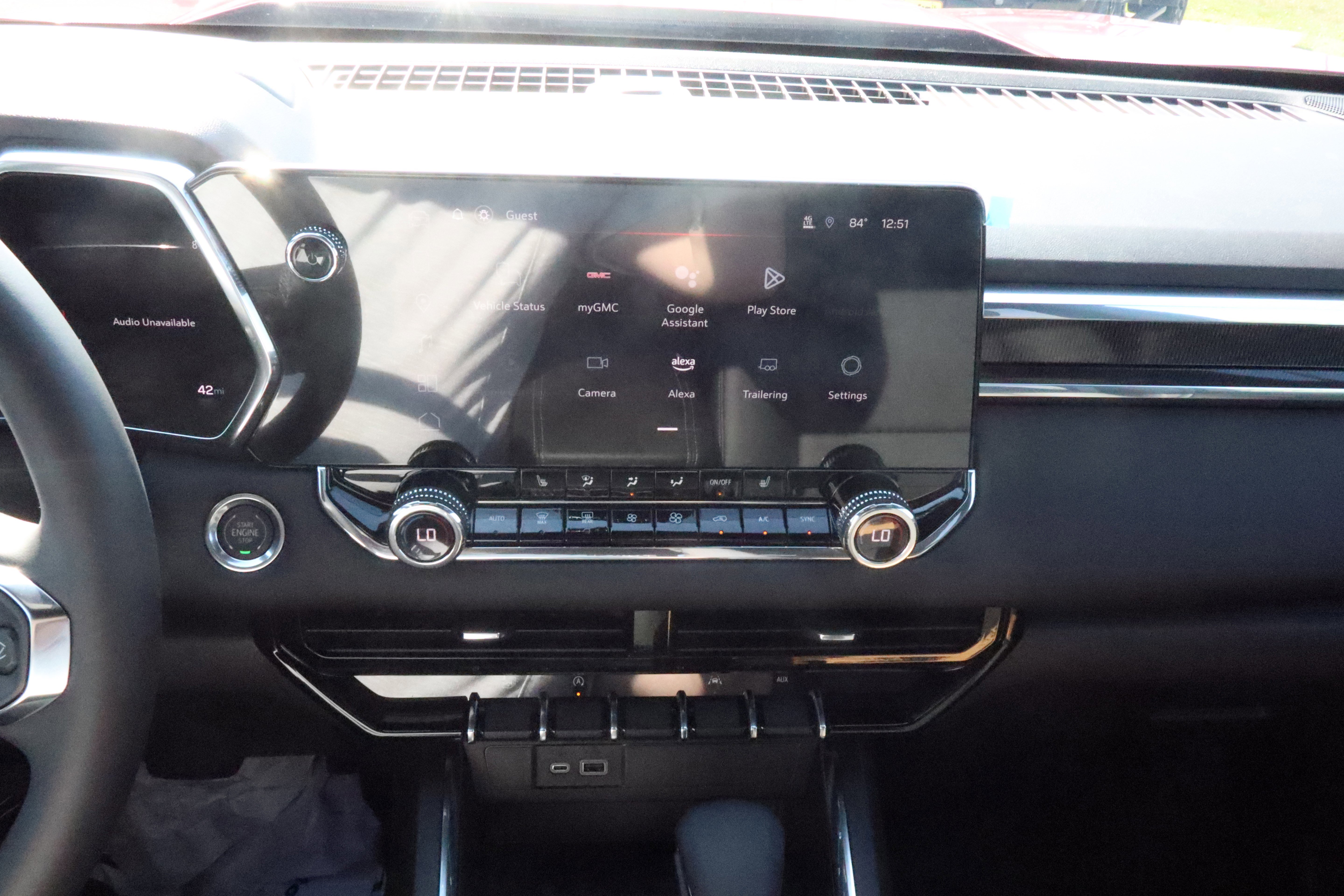 New 2025 GMC Canyon Elevation w/ Convenience Package image 14