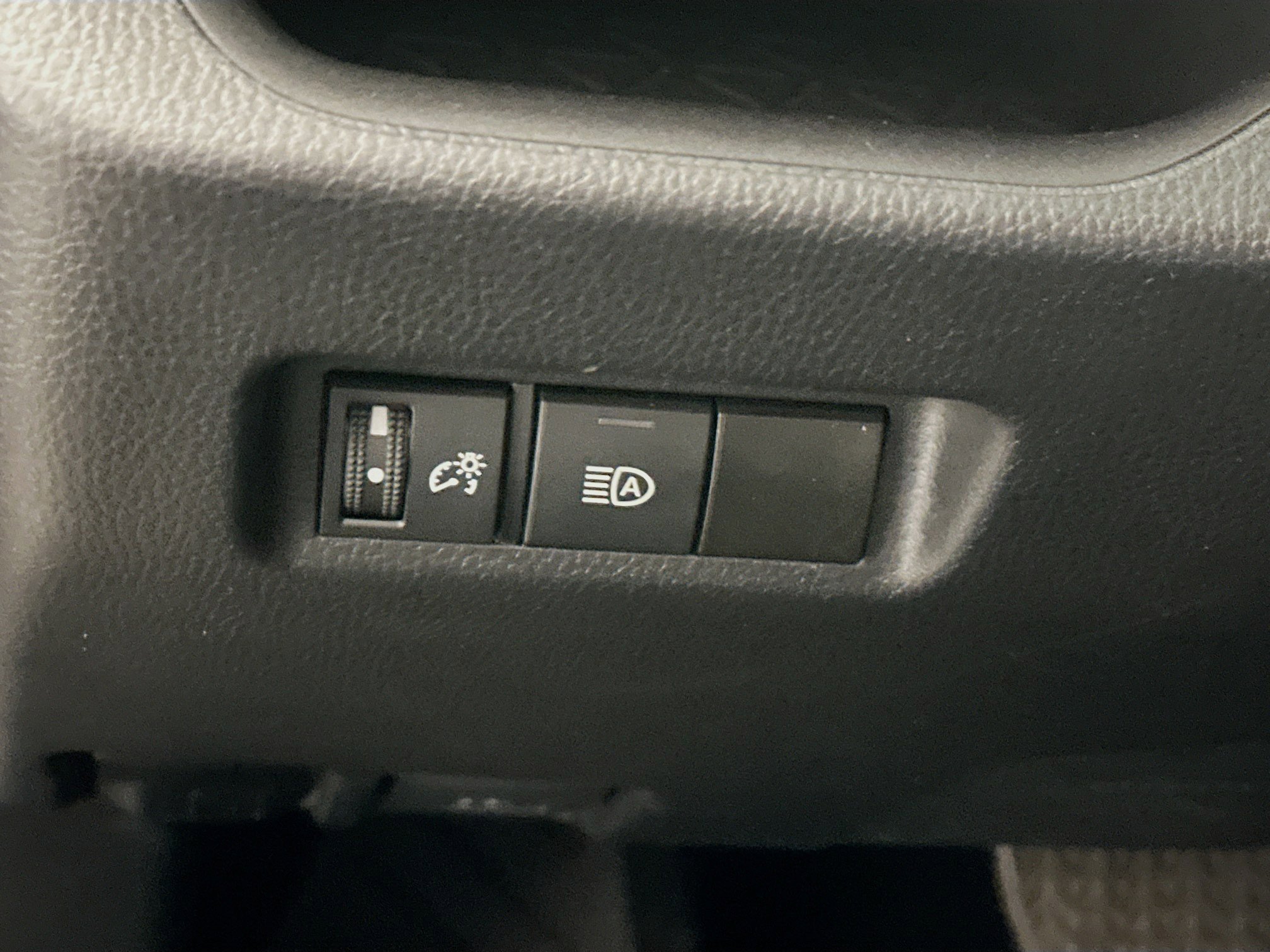 Used 2024 Toyota RAV4 LE image 17