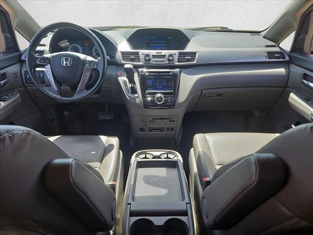 Used 2015 Honda Odyssey Touring Elite image 12
