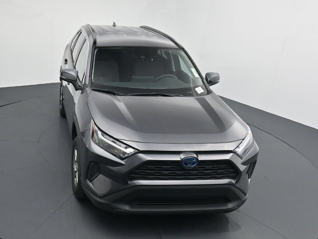 Used 2024 Toyota RAV4 XLE AWD/4WD image 10