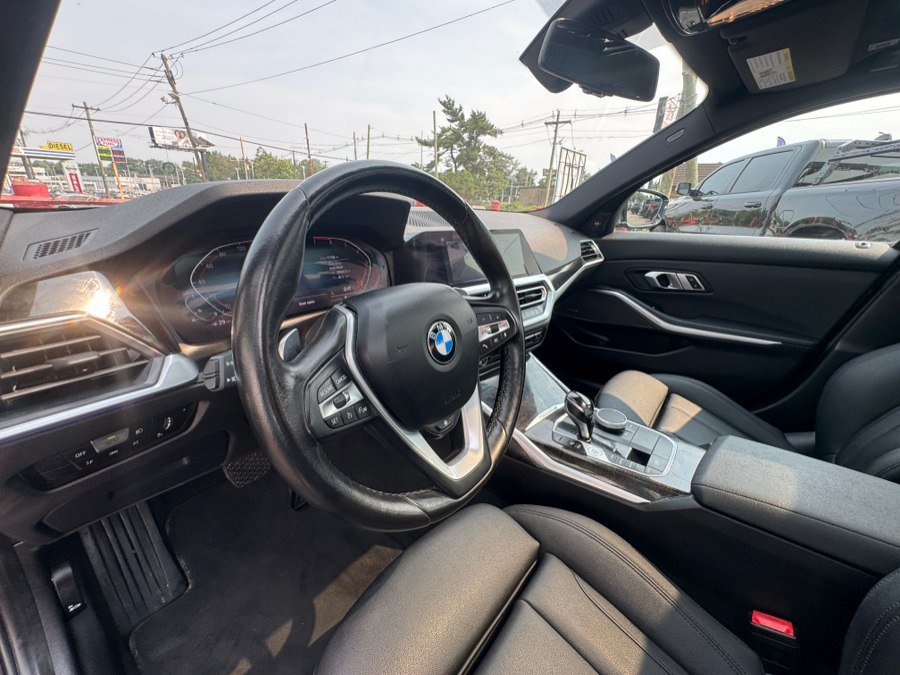 Used 2021 BMW 330i xDrive w/ Driver Assist w/ Premium Package AWD/4WD image 23