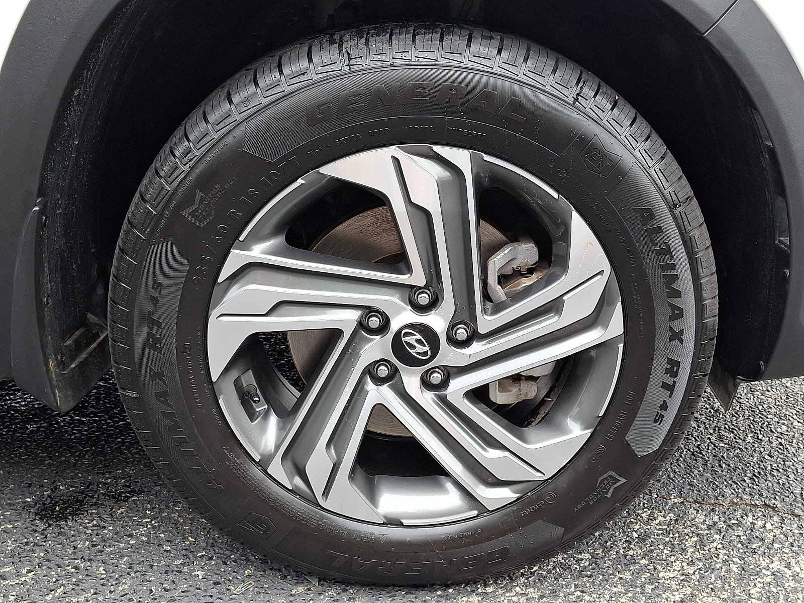 Certified 2023 Hyundai Santa Fe SEL AWD/4WD image 8