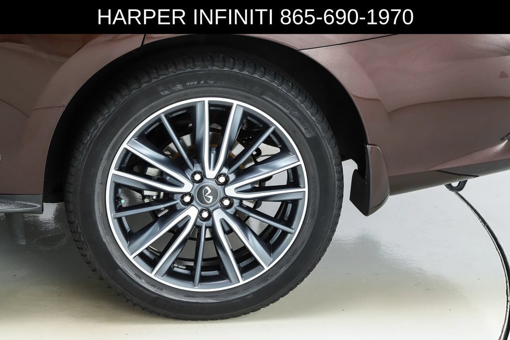 Used 2020 INFINITI QX60 Luxe w/ Sensory Package AWD/4WD image 7