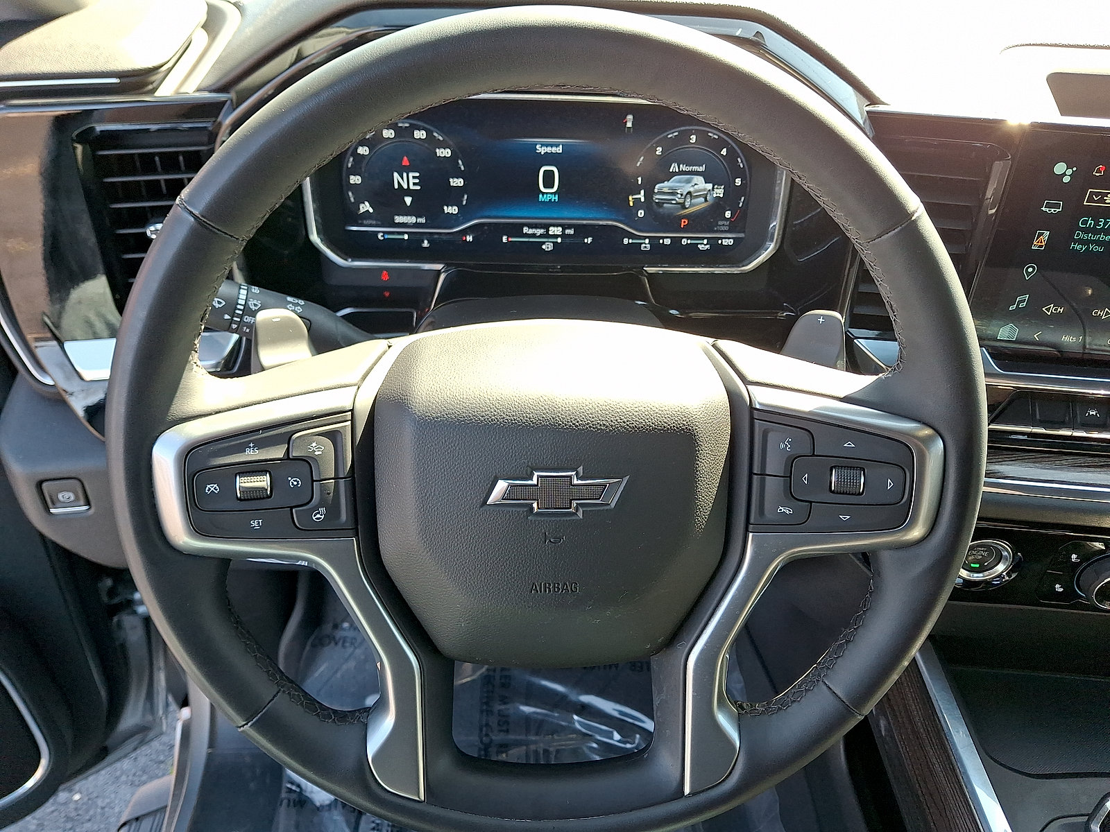 Used 2023 Chevrolet Silverado 1500 RST w/ Protection Package AWD/4WD image 8