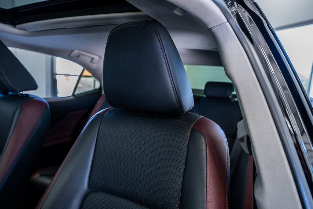 Used 2017 Lexus IS 200t w/ Navigation System Package image 36