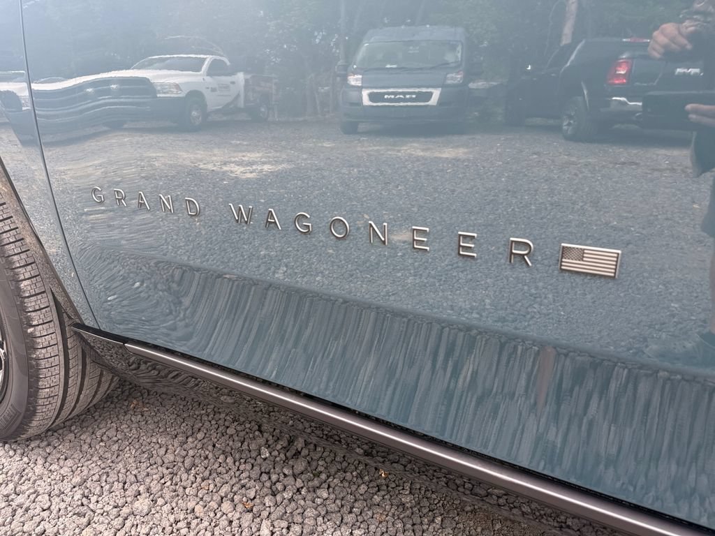 New 2026 Jeep Grand Wagoneer L Limited AWD/4WD image 17