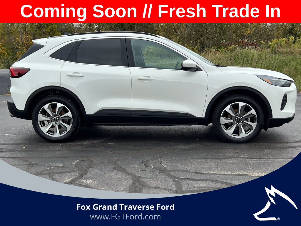 Certified 2024 Ford Escape Platinum AWD/4WD image 43