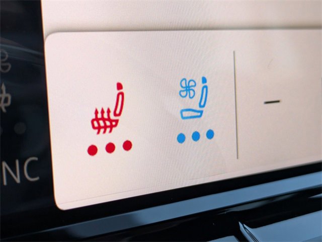 New 2026 Volkswagen Atlas Cross Sport SEL Premium R-Line image 33