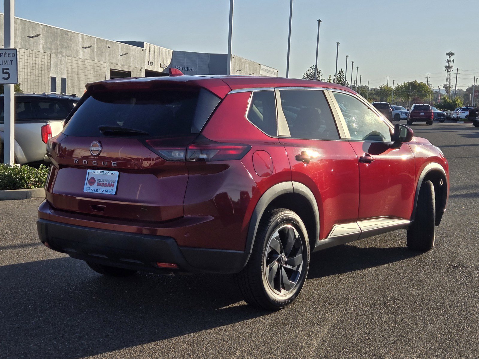Certified 2025 Nissan Rogue SV AWD/4WD image 4