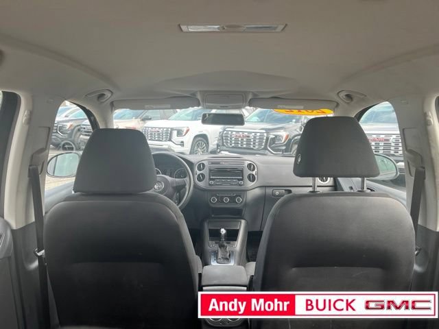 Used 2012 Volkswagen Tiguan S FWD image 34